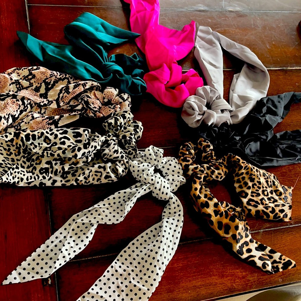 Decorative hair ties